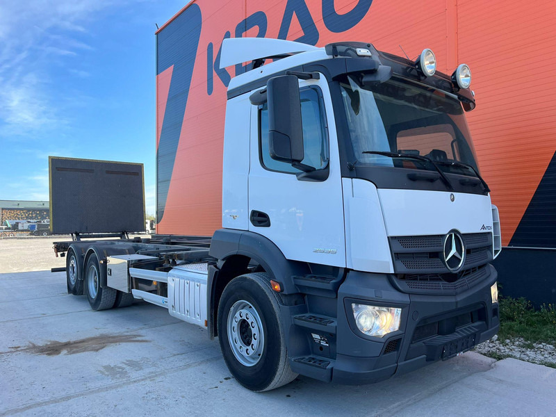 Mercedes-Benz Antos 2535 6x2*4 FOR SALE AS CHASSIS L=7788 mm - Шаси кабина: снимка 4 Mercedes-Benz Antos 2535 6x2*4 FOR SALE AS CHASSIS L=7788 mm - Шаси кабина: снимка 4