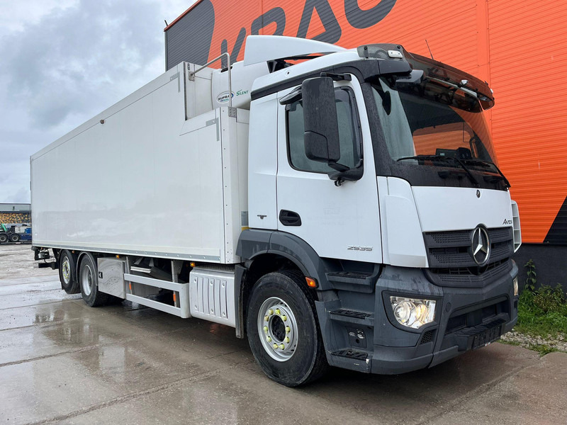 Mercedes-Benz Antos 2535 6x2*4 SUPRA 850 / BOX L=9461 mm - Рефрижератор камион: снимка 4 Mercedes-Benz Antos 2535 6x2*4 SUPRA 850 / BOX L=9461 mm - Рефрижератор камион: снимка 4