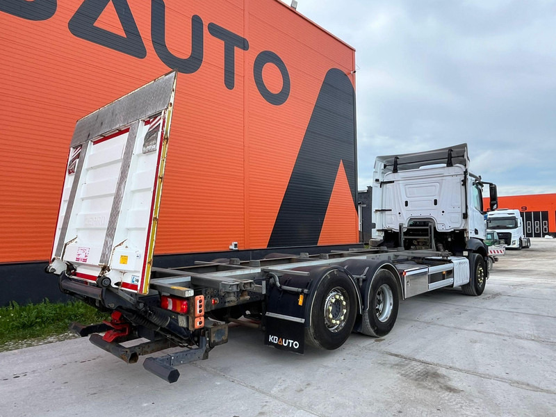 Mercedes-Benz Antos 2545 6x2*4 RETARDER / CHASSIS L=7826 mm - Шаси кабина: снимка 5 Mercedes-Benz Antos 2545 6x2*4 RETARDER / CHASSIS L=7826 mm - Шаси кабина: снимка 5