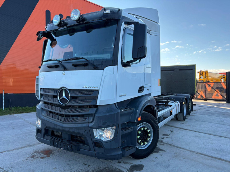 Mercedes-Benz Antos 2545 6x2 RETARDER / CHASSIS L=7812 mm - Шаси кабина: снимка 2 Mercedes-Benz Antos 2545 6x2 RETARDER / CHASSIS L=7812 mm - Шаси кабина: снимка 2