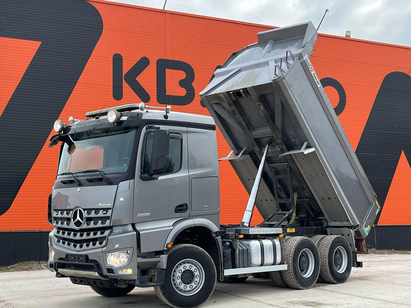 Mercedes-Benz Arocs 2658 6x4 RETARDER / FULL STEEL / BOX L=4633 mm - Самосвал камион: снимка 2 Mercedes-Benz Arocs 2658 6x4 RETARDER / FULL STEEL / BOX L=4633 mm - Самосвал камион: снимка 2