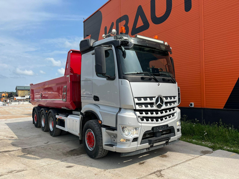Mercedes-Benz Arocs 3253 8x4*4 RETARDER / BOX L=6176 mm - Самосвал камион: снимка 4 Mercedes-Benz Arocs 3253 8x4*4 RETARDER / BOX L=6176 mm - Самосвал камион: снимка 4