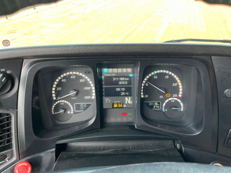 Самосвал камион Mercedes-Benz Arocs 3253 8x4 RETARDER / SNOW PLOW EQUIPMENT: снимка 20 Самосвал камион Mercedes-Benz Arocs 3253 8x4 RETARDER / SNOW PLOW EQUIPMENT: снимка 20