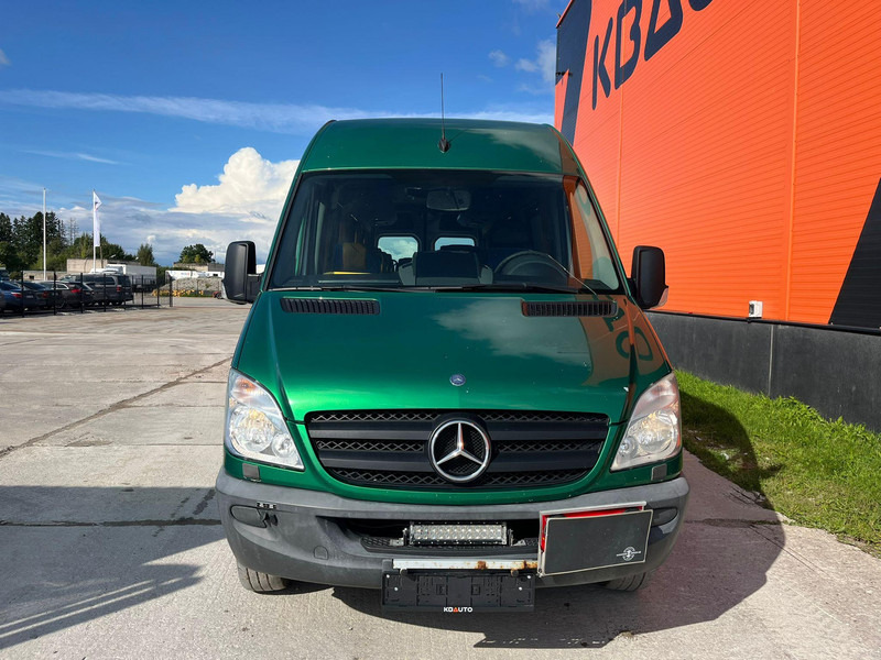 Mercedes-Benz Sprinter 4x2 19 +1 SEATS / AC - Микробус, Пътнически бус: снимка 2 Mercedes-Benz Sprinter 4x2 19 +1 SEATS / AC - Микробус, Пътнически бус: снимка 2
