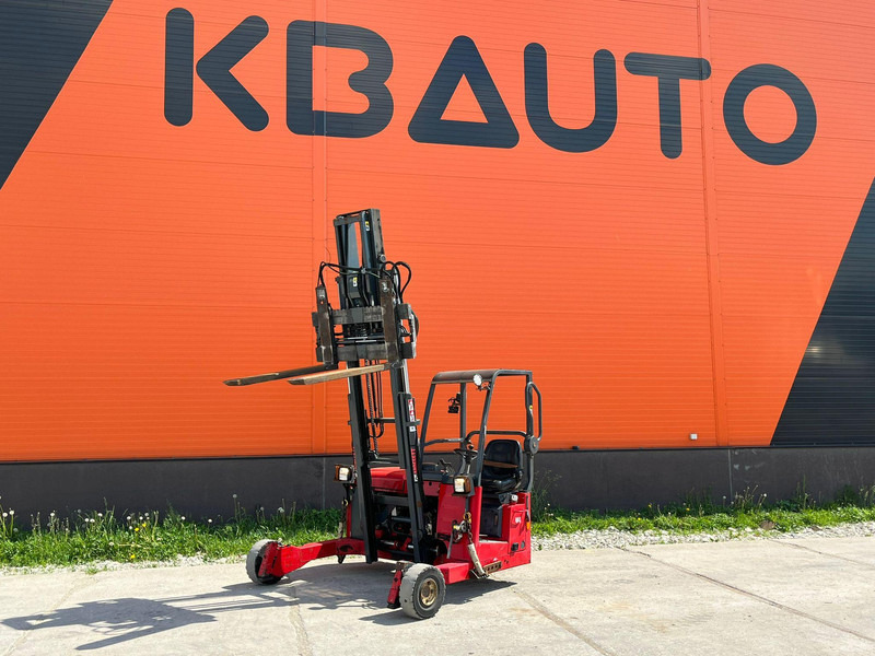 Moffett M4 25.3 PF - Мотокар за монтаж на камиони: снимка 1 Moffett M4 25.3 PF - Мотокар за монтаж на камиони: снимка 1