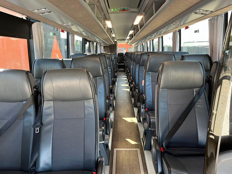 Междуградски автобус Scania K 450 6x2*4 Interlink 55 SEATS / AC / AUXILIARY HEATING / WHEELCHAIR LIFT / WC: снимка 11