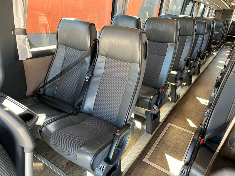Междуградски автобус Scania K 450 6x2*4 Interlink 55 SEATS / AC / AUXILIARY HEATING / WHEELCHAIR LIFT / WC: снимка 12