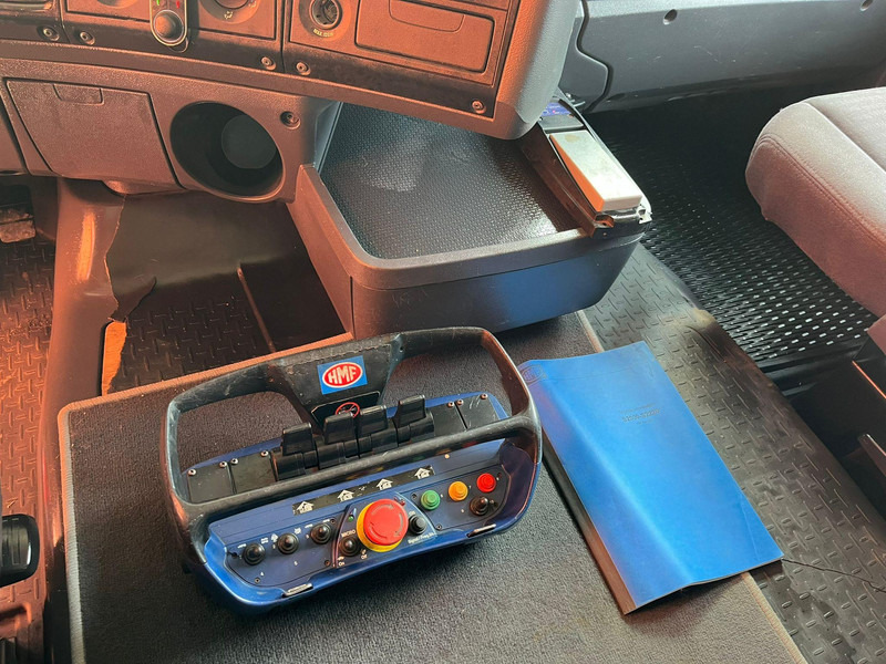 Бордови камион, Камион с кран Scania R 560 6x2 HMF2220 K4 / RETARDER: снимка 12