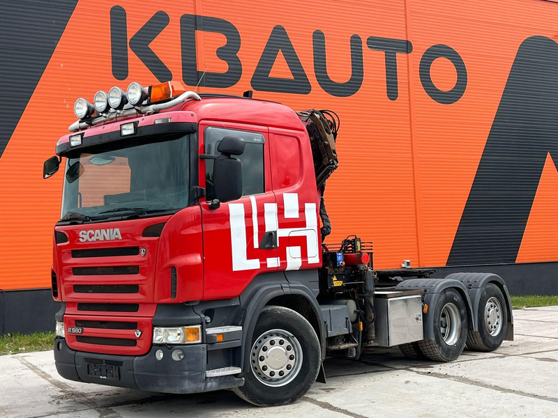 Scania R 560 6x2 HMF2220 K4 / RETARDER - Бордови камион, Камион с кран: снимка 2 Scania R 560 6x2 HMF2220 K4 / RETARDER - Бордови камион, Камион с кран: снимка 2