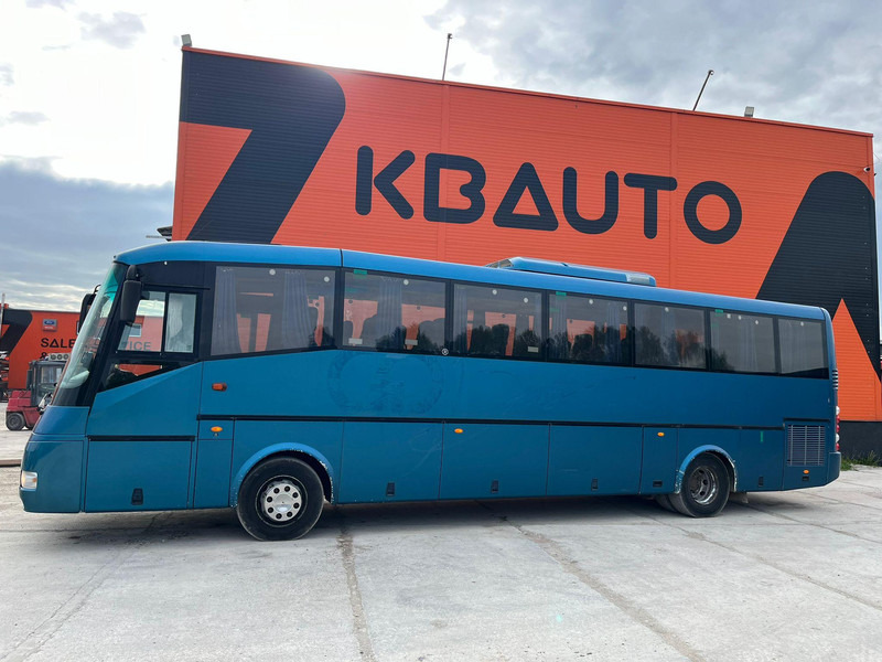 Sor LH 10.5 45 SEATS + 13 STANDING / EURO 5 / AC / AUXILIARY HEATER - Междуградски автобус: снимка 4 Sor LH 10.5 45 SEATS + 13 STANDING / EURO 5 / AC / AUXILIARY HEATER - Междуградски автобус: снимка 4