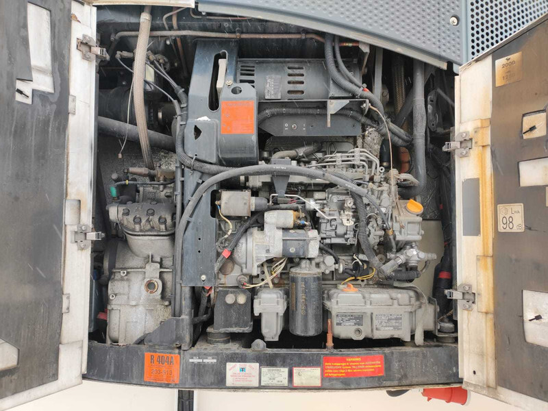THERMO KING SLX SPECTRUM REFRIGERATION UNIT / KÜLMASEADE - Каросерия - рефрижератор: снимка 2 THERMO KING SLX SPECTRUM REFRIGERATION UNIT / KÜLMASEADE - Каросерия - рефрижератор: снимка 2