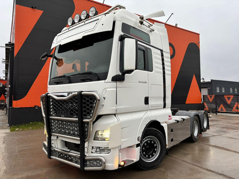 MAN TGX 28.500 6x2 XXL CAB / INTARDER / DOUBLE BOGIE - Влекач: снимка 2 MAN TGX 28.500 6x2 XXL CAB / INTARDER / DOUBLE BOGIE - Влекач: снимка 2