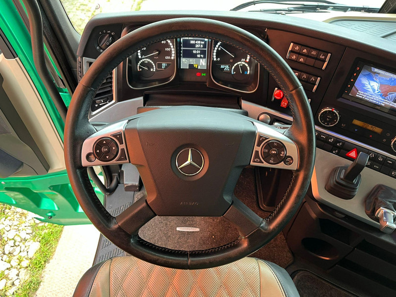 Влекач Mercedes-Benz Actros 2553 6x2 STREAMSPACE / RETARDER / PTO: снимка 16