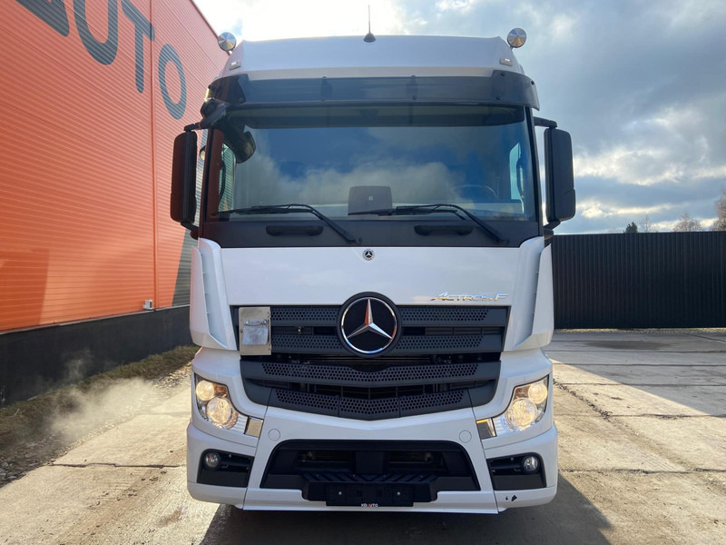 Mercedes-Benz Actros F 2553 6x2 BIG SPACE - Влекач: снимка 3 Mercedes-Benz Actros F 2553 6x2 BIG SPACE - Влекач: снимка 3