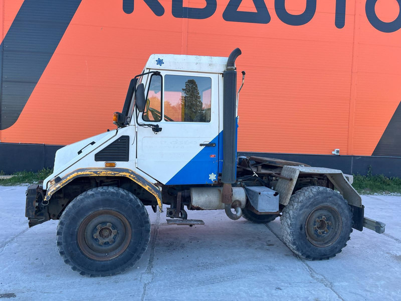 Влекач Mercedes-Benz Unimog U130 4x4: снимка 9