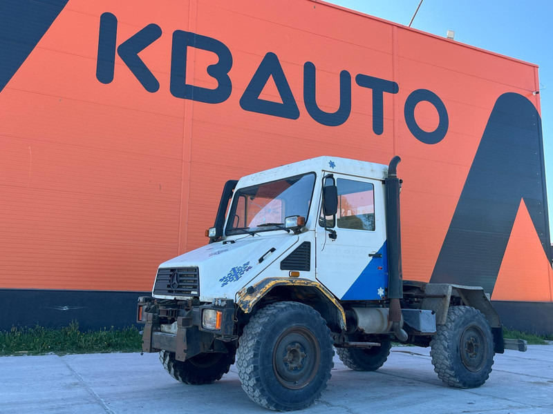 Mercedes-Benz Unimog U130 4x4 - Влекач: снимка 1 Mercedes-Benz Unimog U130 4x4 - Влекач: снимка 1