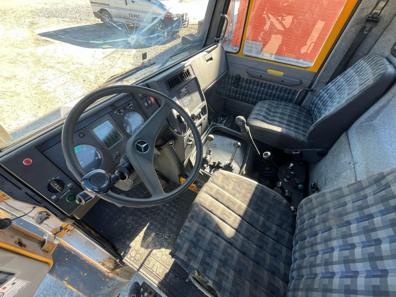 Влекач Mercedes-Benz Unimog U130 4x4: снимка 15