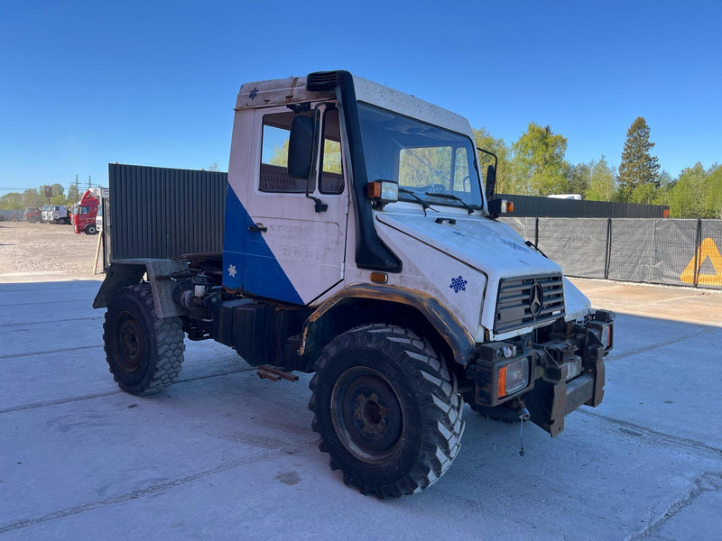 Mercedes-Benz Unimog U130 4x4 - Влекач: снимка 4 Mercedes-Benz Unimog U130 4x4 - Влекач: снимка 4
