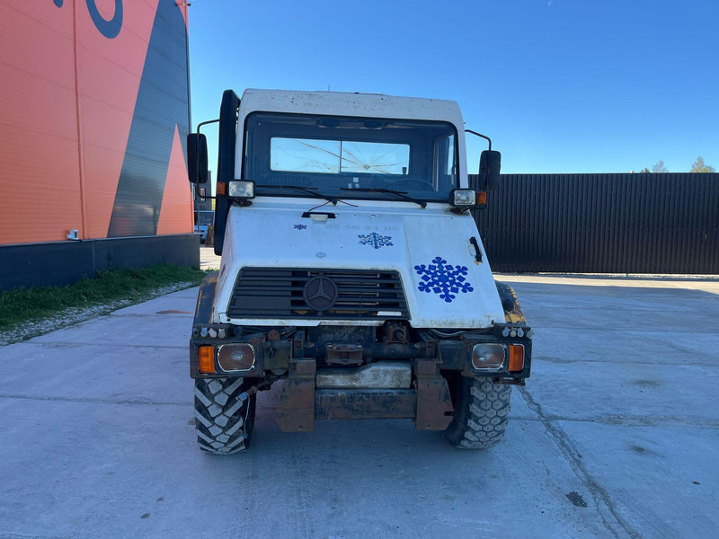 Mercedes-Benz Unimog U130 4x4 - Влекач: снимка 3 Mercedes-Benz Unimog U130 4x4 - Влекач: снимка 3