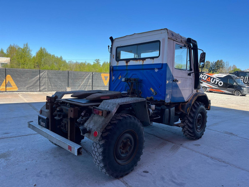 Влекач Mercedes-Benz Unimog U130 4x4: снимка 6