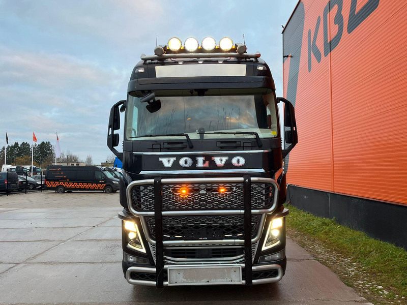 Volvo FH 16 750 6x4 GCW 80 ton / RETARDER / HYDRAULICS / TANDEM AXLE LIFT - Влекач: снимка 3 Volvo FH 16 750 6x4 GCW 80 ton / RETARDER / HYDRAULICS / TANDEM AXLE LIFT - Влекач: снимка 3