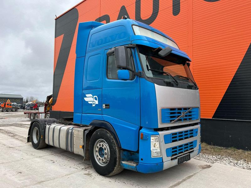 Volvo FH 400 4x2 GLOBE XL - Влекач: снимка 4 Volvo FH 400 4x2 GLOBE XL - Влекач: снимка 4
