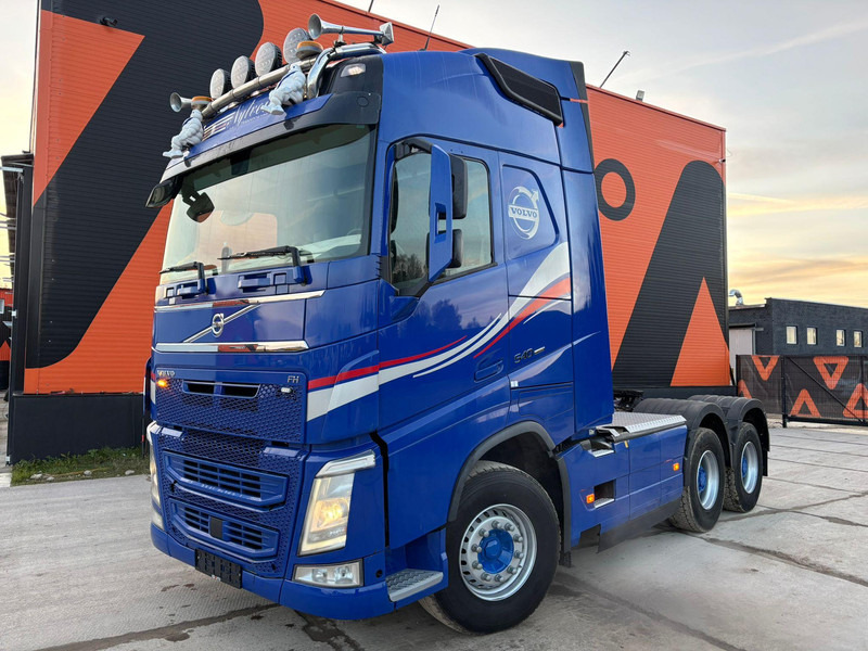 Volvo FH 540 6x4 GCW 80 ton / RETARDER / HYDRAULICS / TANDEM AXLE LIFT / BIG AXLES - Влекач: снимка 2 Volvo FH 540 6x4 GCW 80 ton / RETARDER / HYDRAULICS / TANDEM AXLE LIFT / BIG AXLES - Влекач: снимка 2