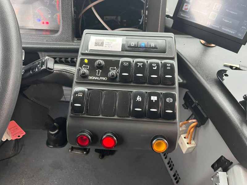 Междуградски автобус Volvo B7RLE 8900 4x2 48 SEATS + 28 STANDING / AC / AUXILIARY HEATER / WHEELCHAIR RAMP: снимка 12 Междуградски автобус Volvo B7RLE 8900 4x2 48 SEATS + 28 STANDING / AC / AUXILIARY HEATER / WHEELCHAIR RAMP: снимка 12