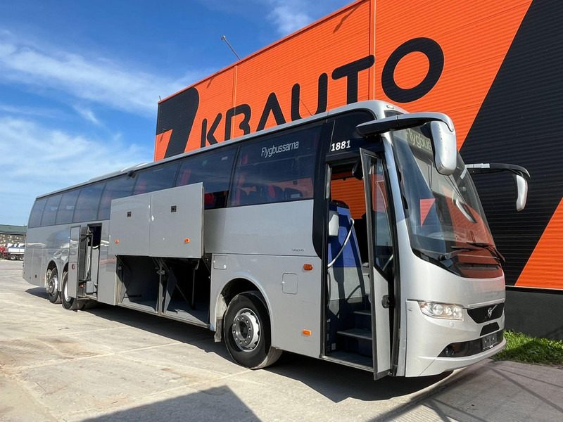 Volvo B8R 9700 H 6x2*4 61+1 SEATS / AC / AUXILIARY HEATER / WC - Туристически автобус: снимка 1 Volvo B8R 9700 H 6x2*4 61+1 SEATS / AC / AUXILIARY HEATER / WC - Туристически автобус: снимка 1