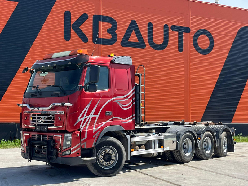 Volvo FH 16 700 8x4*4 HIAB XR 24 ton / L=5800 mm - Мултилифт с кука камион: снимка 1 Volvo FH 16 700 8x4*4 HIAB XR 24 ton / L=5800 mm - Мултилифт с кука камион: снимка 1