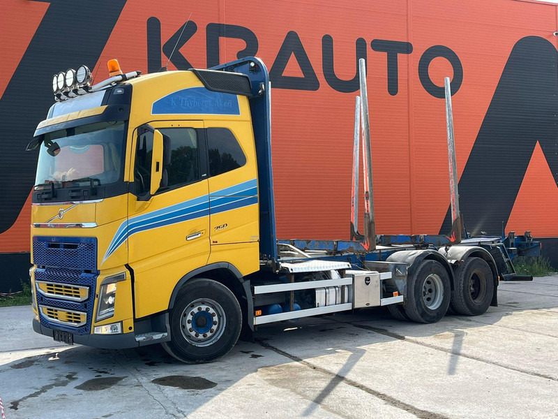 Volvo FH 16 750 6x4 HYDRAULICS / CHASSIS L=8184 mm - Камион за дърва, Камион с кран: снимка 1 Volvo FH 16 750 6x4 HYDRAULICS / CHASSIS L=8184 mm - Камион за дърва, Камион с кран: снимка 1