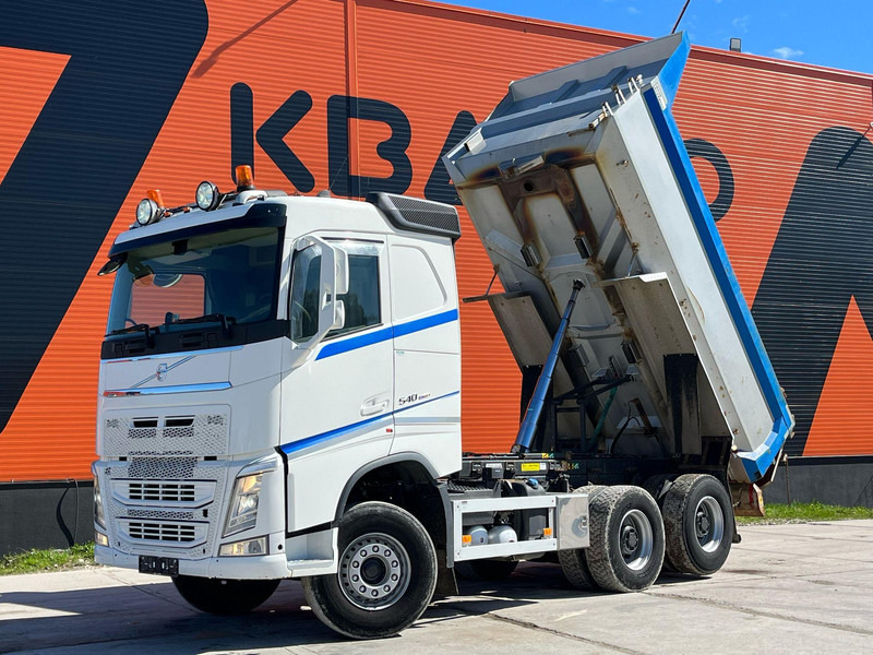 Volvo FH 540 6x4 RETARDER / TANDEM AXLE LIFT / BIG AXLES / BOX L=4488 mm - Самосвал камион: снимка 2 Volvo FH 540 6x4 RETARDER / TANDEM AXLE LIFT / BIG AXLES / BOX L=4488 mm - Самосвал камион: снимка 2