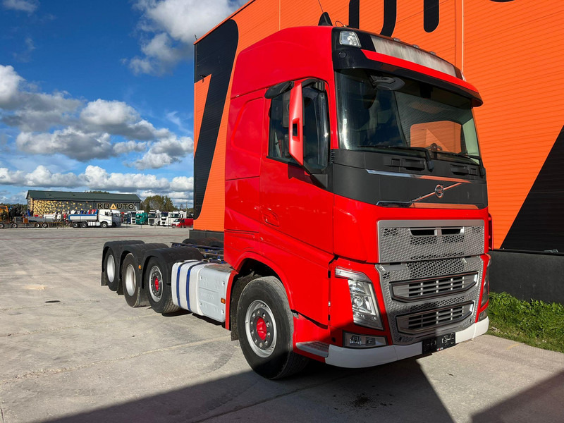 Volvo FH 540 8x2/4 RETARDER / CHASSIS L=5606 mm - Шаси кабина: снимка 3 Volvo FH 540 8x2/4 RETARDER / CHASSIS L=5606 mm - Шаси кабина: снимка 3