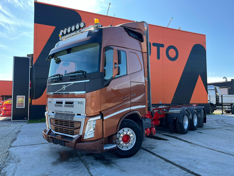 Volvo FH 540 8x4*4 GLOBE XL / 9 ton FRONT AXLE - Шаси кабина: снимка 2 Volvo FH 540 8x4*4 GLOBE XL / 9 ton FRONT AXLE - Шаси кабина: снимка 2