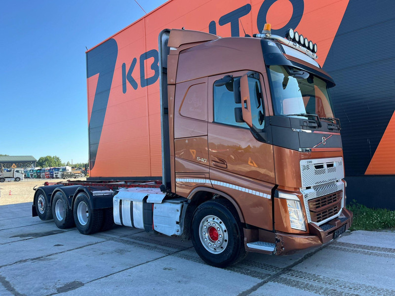 Volvo FH 540 8x4*4 GLOBE XL / 9 ton FRONT AXLE - Шаси кабина: снимка 4 Volvo FH 540 8x4*4 GLOBE XL / 9 ton FRONT AXLE - Шаси кабина: снимка 4