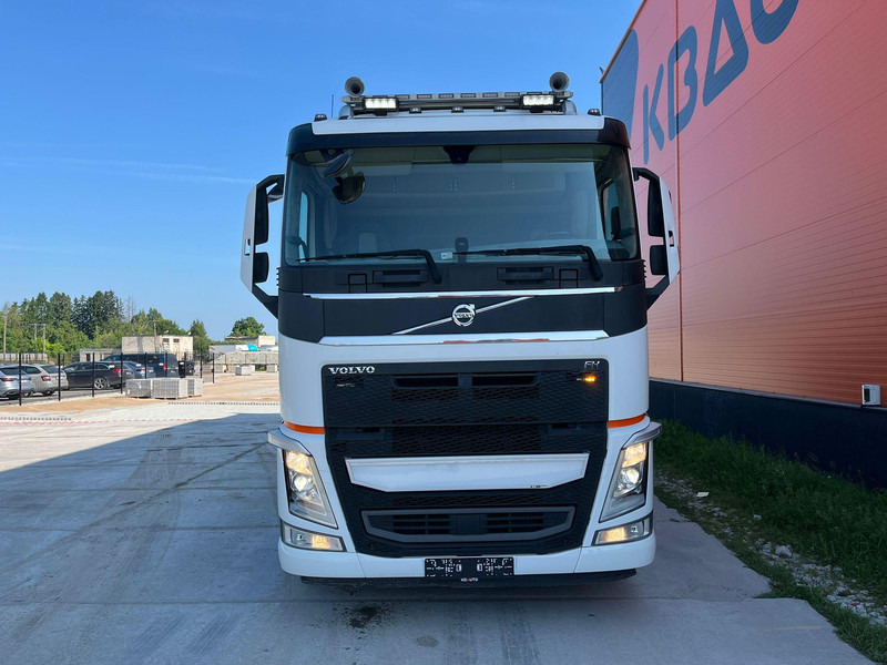 Volvo FH 540 8x4*4 HMF5020K-6 + JIB + WINCH / PLATFORM L=6508 mm - Бордови камион, Камион с кран: снимка 3 Volvo FH 540 8x4*4 HMF5020K-6 + JIB + WINCH / PLATFORM L=6508 mm - Бордови камион, Камион с кран: снимка 3