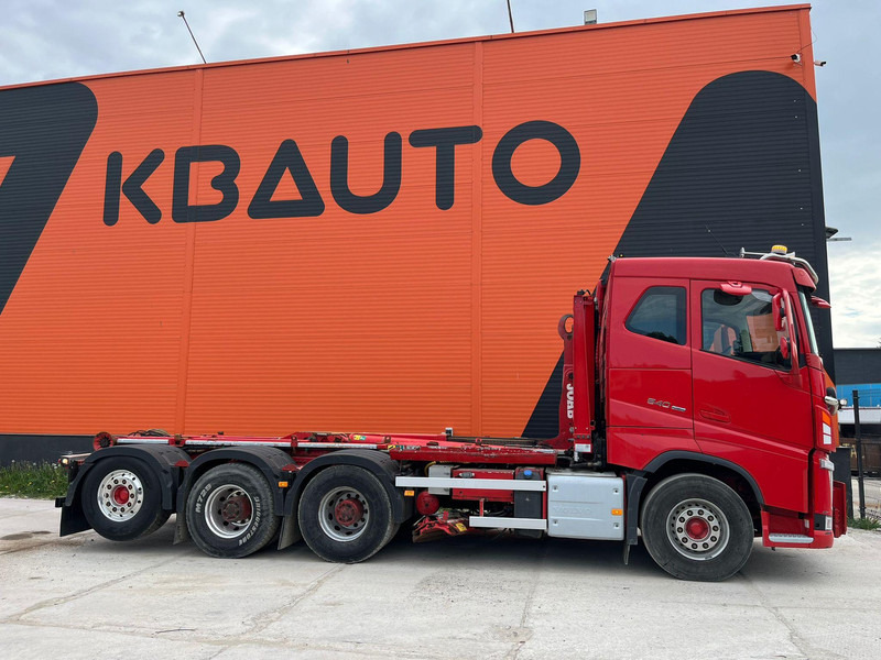 Volvo FH 540 8x4*4 JOAB L24 ton / L=5950 mm / UNDERBODY SCRAPER / RETARDER - Мултилифт с кука камион: снимка 5 Volvo FH 540 8x4*4 JOAB L24 ton / L=5950 mm / UNDERBODY SCRAPER / RETARDER - Мултилифт с кука камион: снимка 5