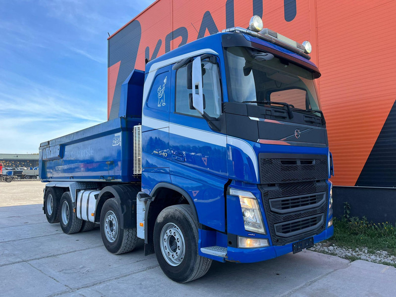 Volvo FH 540 8x4 TANDEM AXLE LIFT / BIG AXLES / BOX L=5712 mm - Самосвал камион: снимка 4 Volvo FH 540 8x4 TANDEM AXLE LIFT / BIG AXLES / BOX L=5712 mm - Самосвал камион: снимка 4