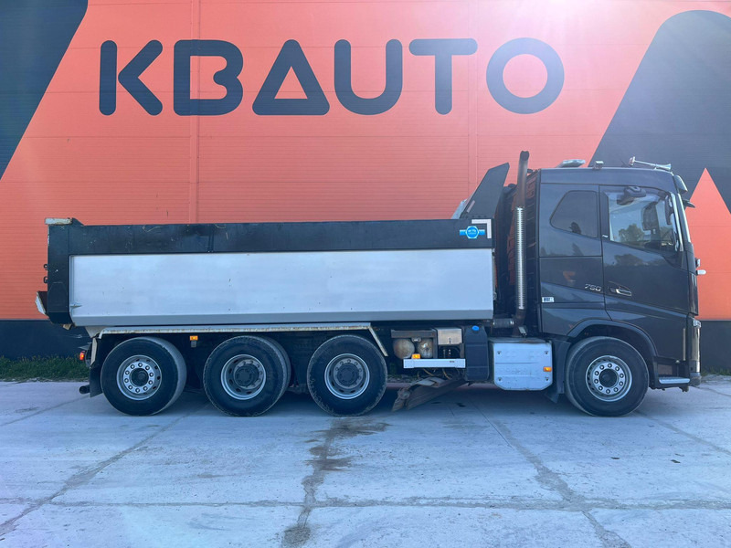 Volvo FH 750 8x4*4 UNDERBODY SCRAPER / RETARDER / BOX L=5940 mm - Самосвал камион: снимка 5 Volvo FH 750 8x4*4 UNDERBODY SCRAPER / RETARDER / BOX L=5940 mm - Самосвал камион: снимка 5