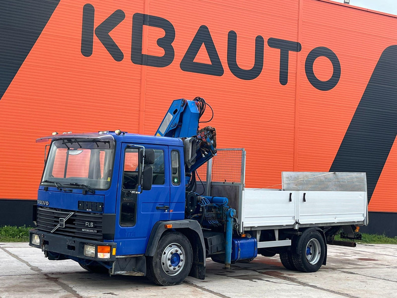 Volvo FL 608 4x2 PK 8200 / BOX L=4249 mm - Бордови камион, Камион с кран: снимка 2 Volvo FL 608 4x2 PK 8200 / BOX L=4249 mm - Бордови камион, Камион с кран: снимка 2