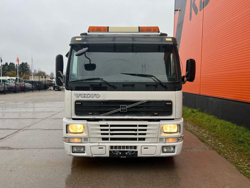 Volvo FM 12 380 6x2*4 PM 30SP YEAR 2006 / PLATFORM L=6600 mm - Бордови камион, Камион с кран: снимка 2 Volvo FM 12 380 6x2*4 PM 30SP YEAR 2006 / PLATFORM L=6600 mm - Бордови камион, Камион с кран: снимка 2