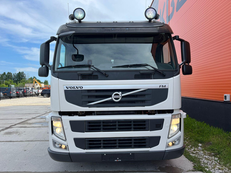 Volvo FM 330 4x2 PK12002 / PLATFORM L=6682 mm - Бордови камион, Камион с кран: снимка 3 Volvo FM 330 4x2 PK12002 / PLATFORM L=6682 mm - Бордови камион, Камион с кран: снимка 3
