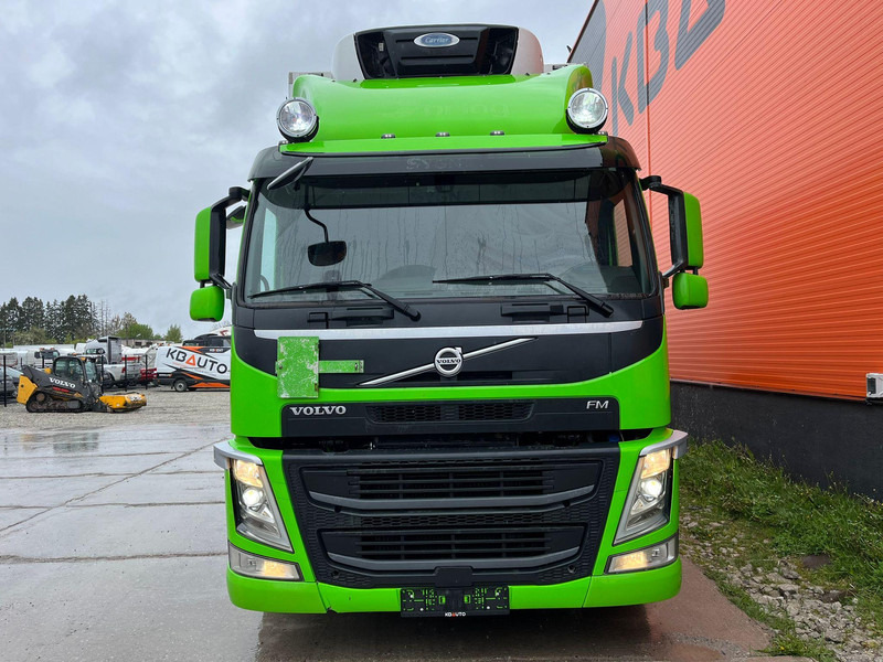 Volvo FM 370 6x2*4 SUPRA 850 / BOX L=7430 mm - Рефрижератор камион: снимка 3 Volvo FM 370 6x2*4 SUPRA 850 / BOX L=7430 mm - Рефрижератор камион: снимка 3