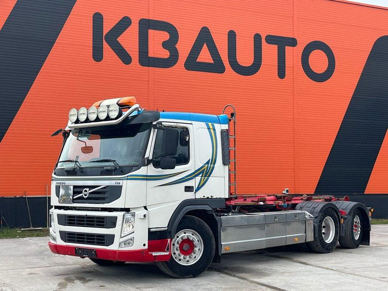 Volvo FM 500 6x2*4 HIAB 20 TON / L= 5300 mm - Мултилифт с кука камион: снимка 1 Volvo FM 500 6x2*4 HIAB 20 TON / L= 5300 mm - Мултилифт с кука камион: снимка 1