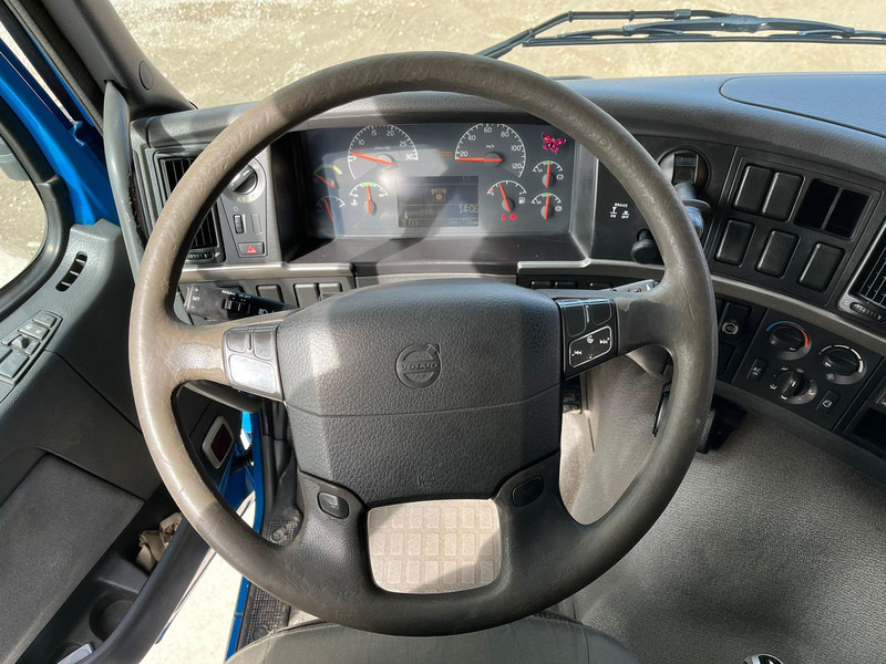 Бордови камион, Камион с кран Volvo FM 9 300 6x2*4 HIAB 085D-3 / PLATFORM L=6320 mm: снимка 16