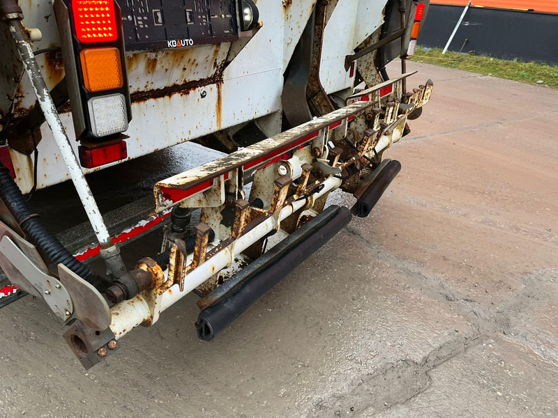 Боклукчийска кола Volvo FMX 420 6x2*4 NTM KG-2B / 11,9 + 5,8 m3: снимка 11 Боклукчийска кола Volvo FMX 420 6x2*4 NTM KG-2B / 11,9 + 5,8 m3: снимка 11