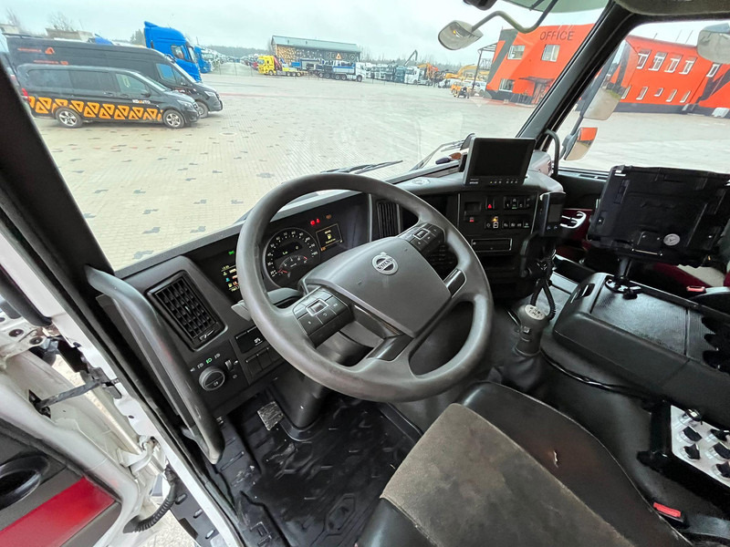 Боклукчийска кола Volvo FMX 420 6x2*4 NTM KG-2B / 11,9 + 5,8 m3: снимка 16 Боклукчийска кола Volvo FMX 420 6x2*4 NTM KG-2B / 11,9 + 5,8 m3: снимка 16