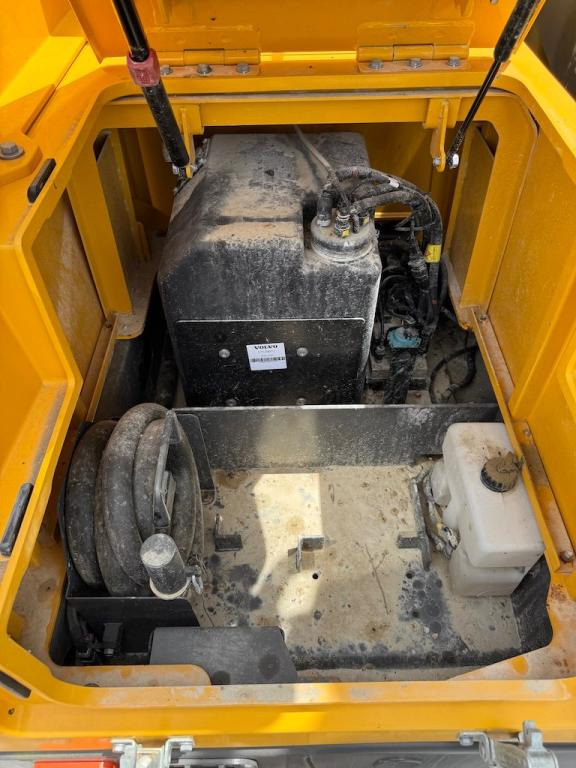 Верижен багер Volvo EC380ENL: снимка 18