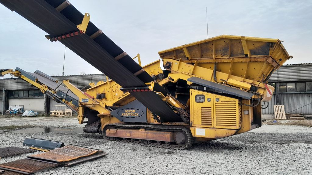 KEESTRACK Novum 4215 - Пресевна инсталация: снимка 3 KEESTRACK Novum 4215 - Пресевна инсталация: снимка 3