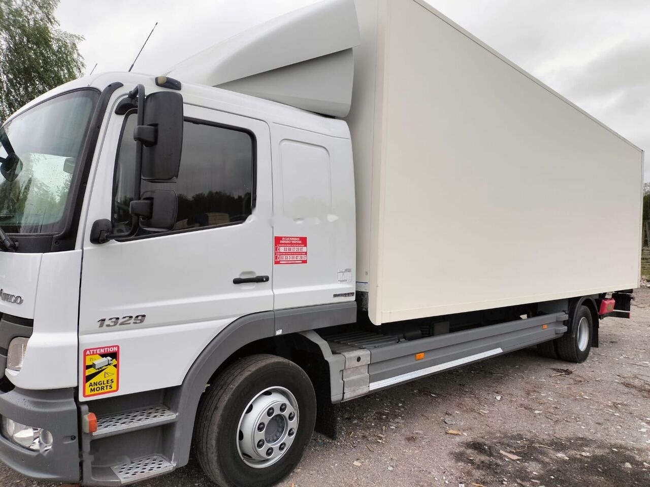 Mercedes-Benz ATEGO 1329 - Изотермичен камион: снимка 4 Mercedes-Benz ATEGO 1329 - Изотермичен камион: снимка 4
